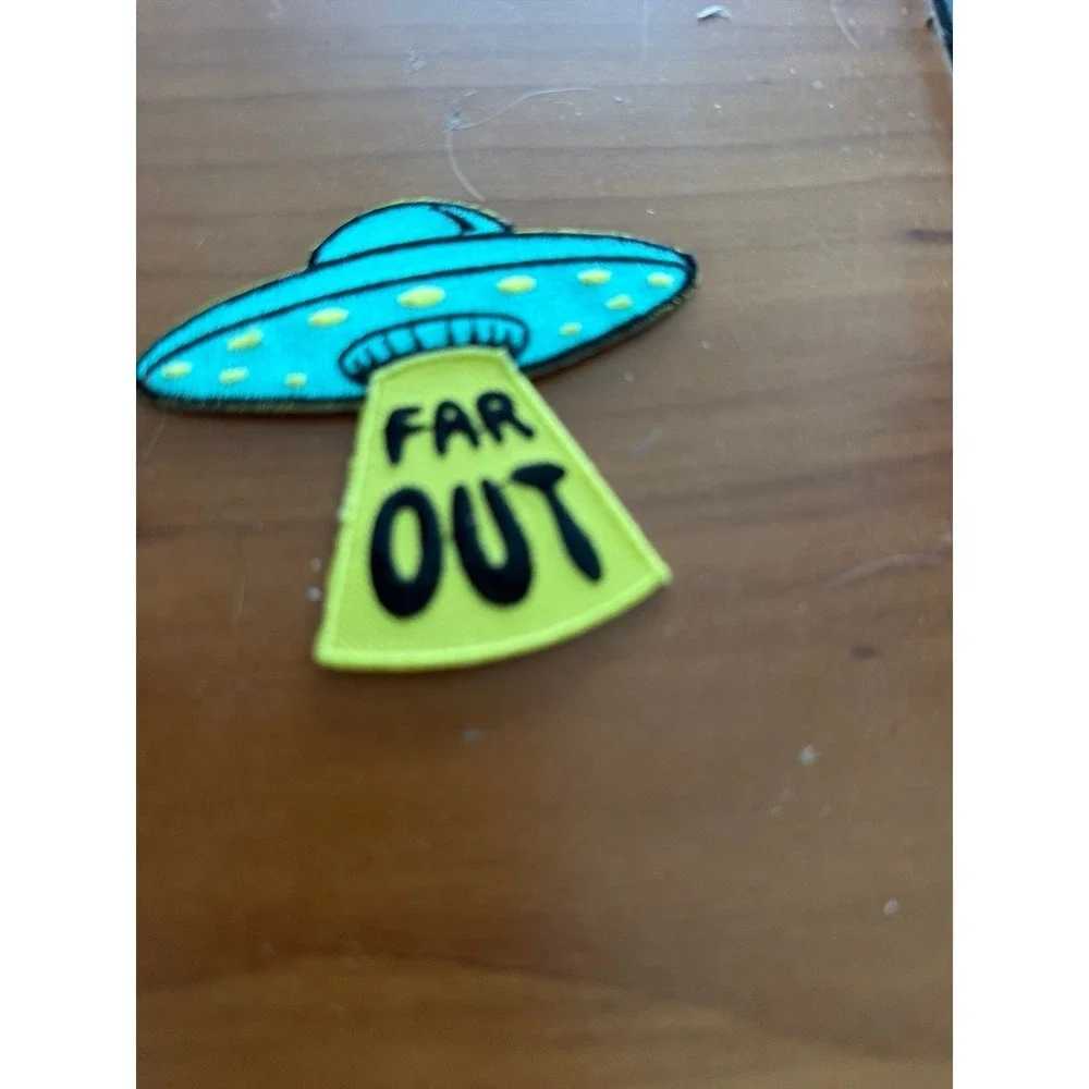 Lounge  Fly Iron On Patch Alien Cat Spaceship Loungefly